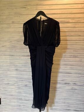 Elegant Navy Sheer Sleeve Midi Dress